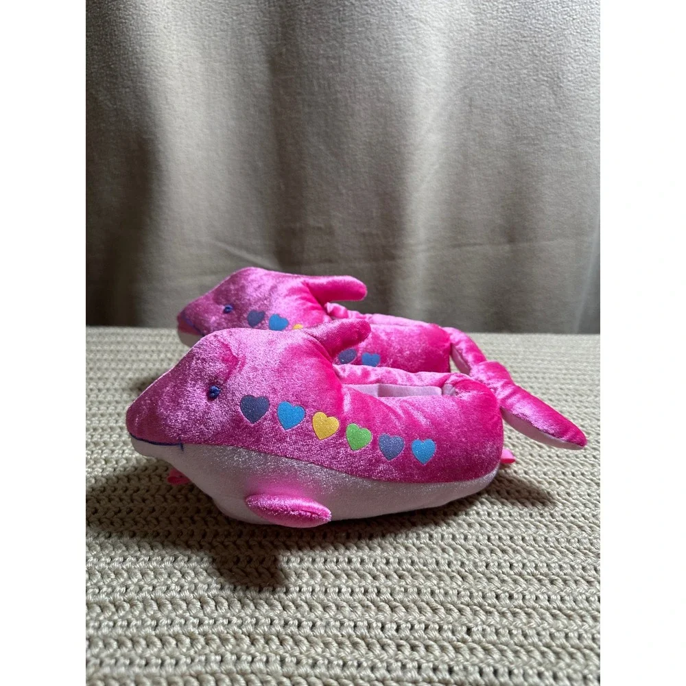 SeaWorld Pink Dolphin Plush Slippers Kids L/XL Heart Embroidered House Shoes